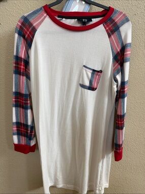 Essentials Cream Top with Red and Black Trim